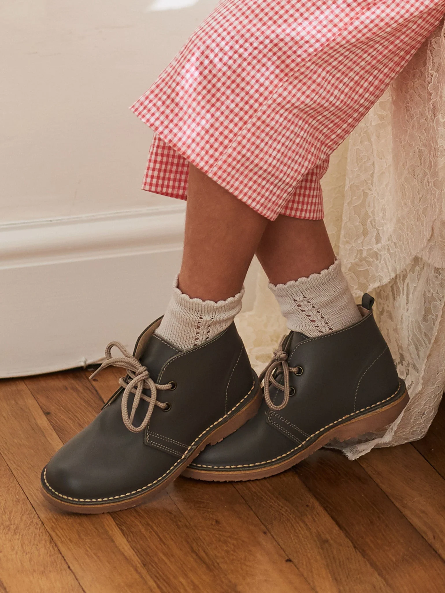 White Openwork Short Girl Socks - Image 8